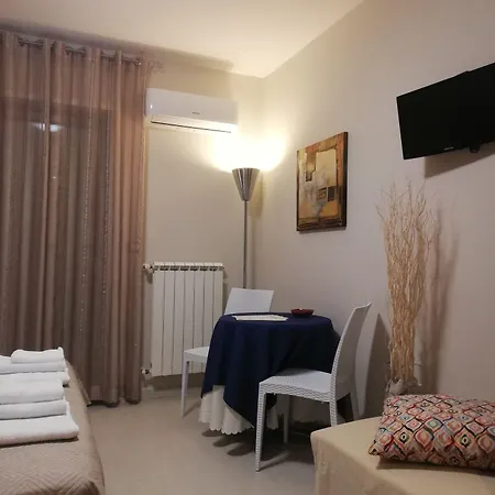 B&B Li Figuli Bed and Breakfast Λέτσε