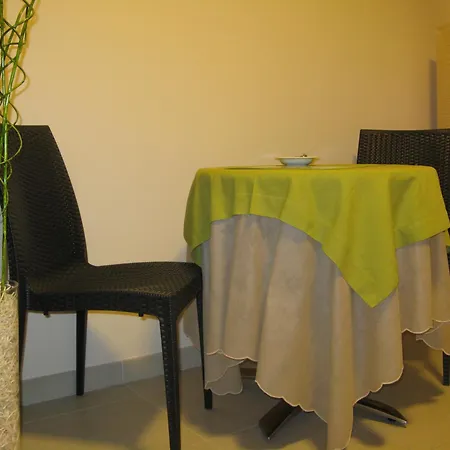 Bed & Breakfast Li Figuli Lecce