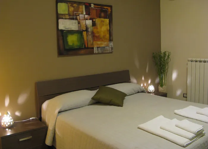 לינה וארוחת בוקר Li Figuli לצ'ה