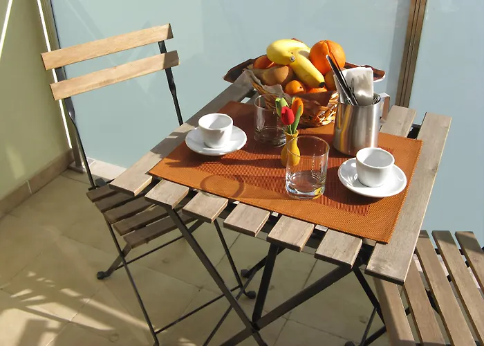 Li Figuli 3* לצ'ה