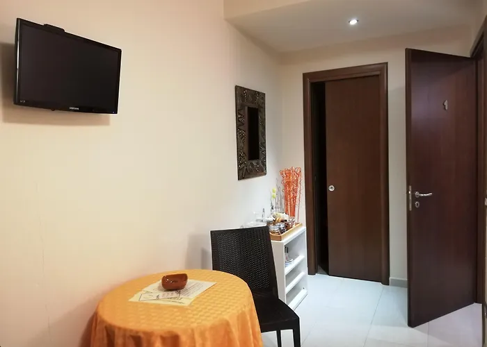 Li Figuli לינה וארוחת בוקר לצ'ה