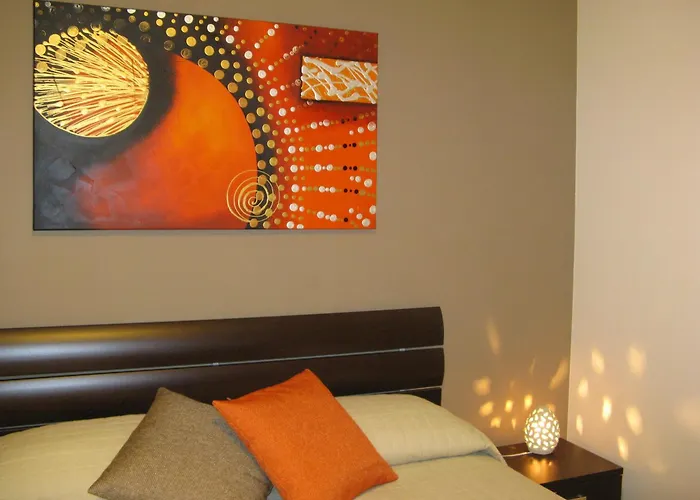 Li Figuli 3* לצ'ה